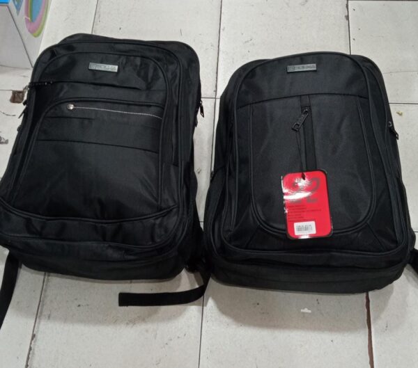 MOCHILA VARIOS CIERRES             10236234
