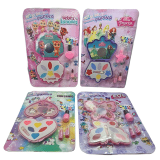 KIT DE BELLEZA PEQUEÑA PUPINA ________________